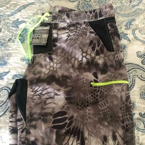 NWT Huk Swim trunks! Size 2X